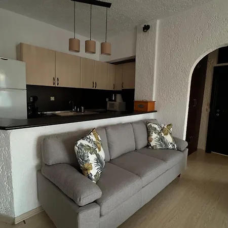 Апартаменты Seaside Family House Скала-Фуркас