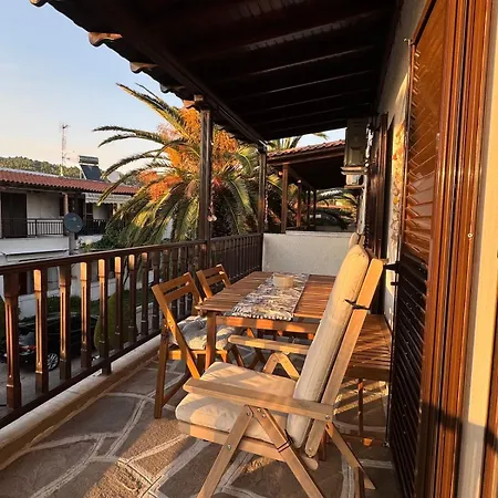 Seaside Family House Апартаменты *
