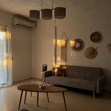 Seaside Family House *