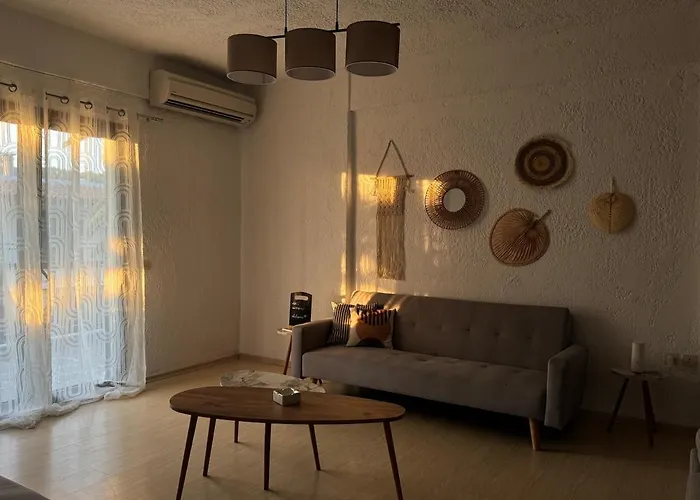 Seaside Family House *